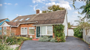 Refurbishment Opportunity in Guildford photo